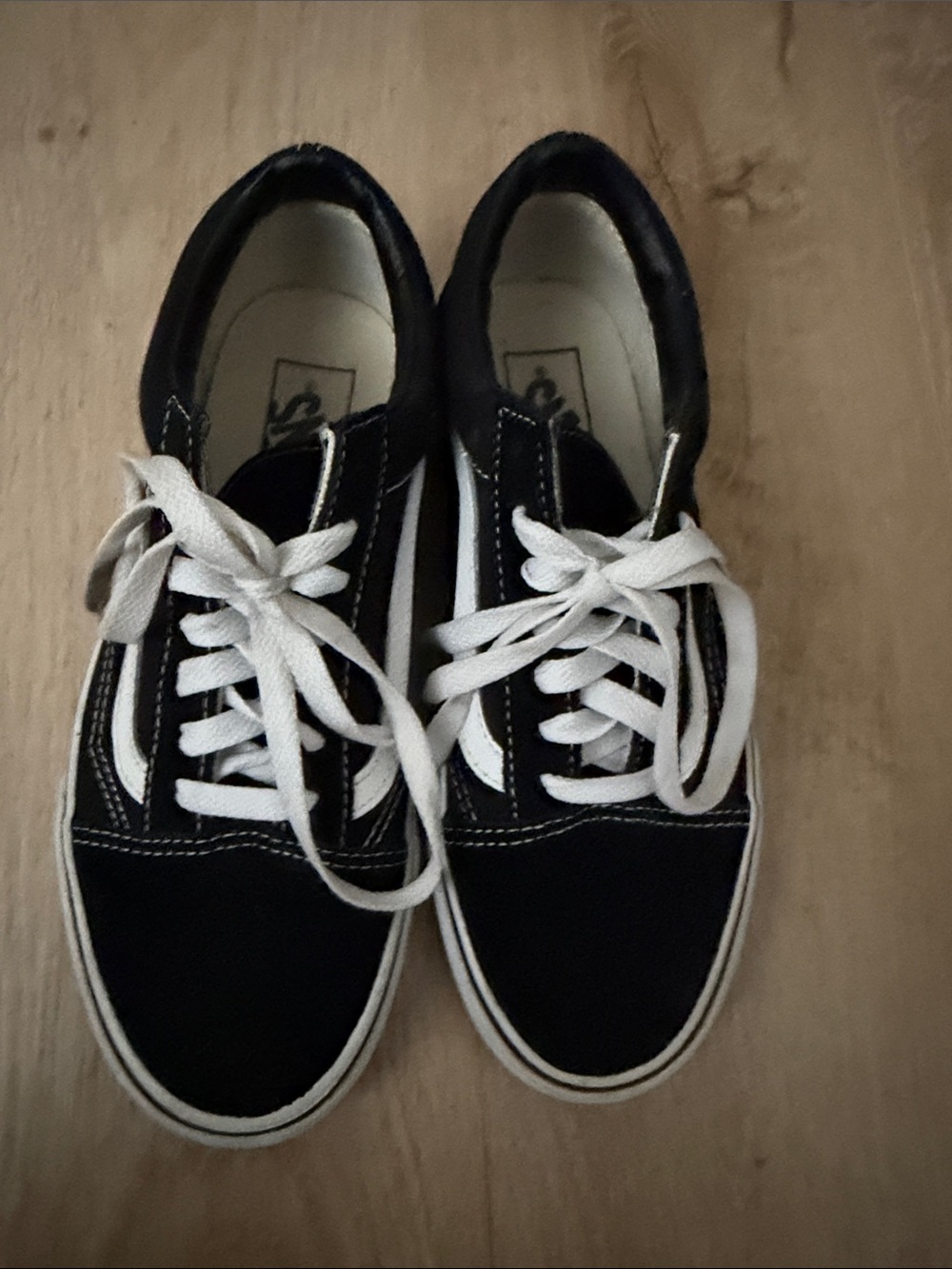 Vans - Picture 5 of 6